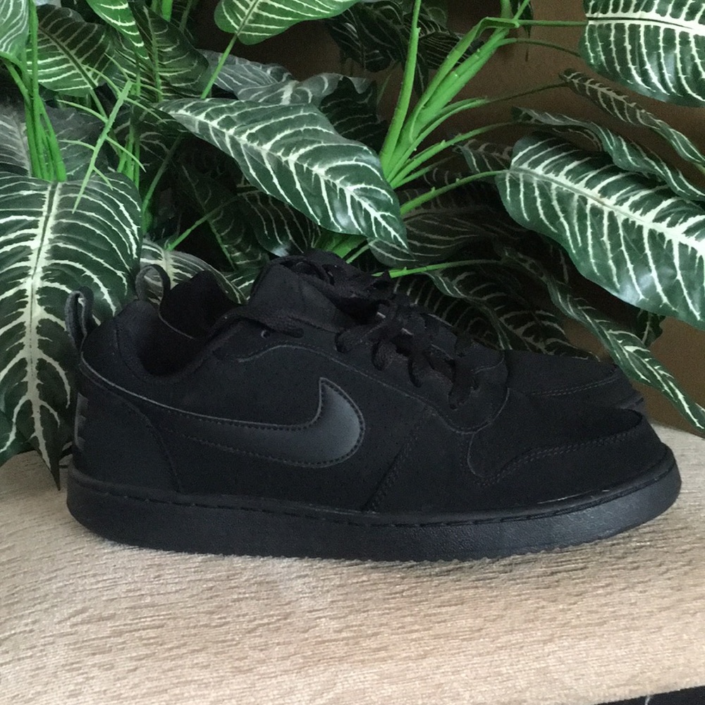Men’s (Black) Nike Court Borough Low
